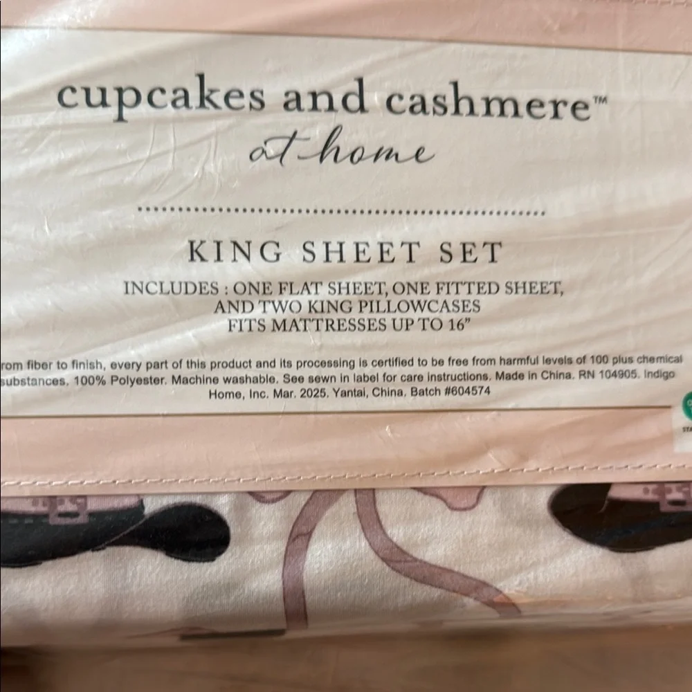 Cupcakes and Cashmere Witch Hat and bows Sheet set 🧙🏻🎀🎀 2025